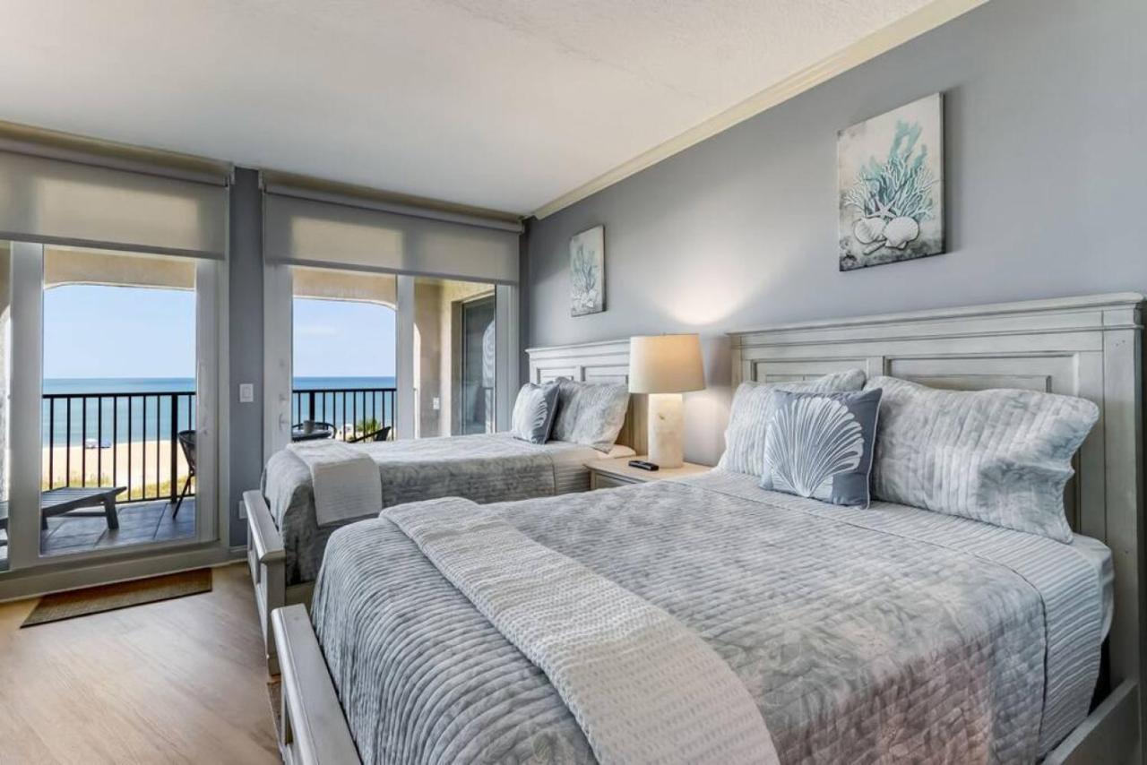 Holiday home Oceanfront Elegance At Aip