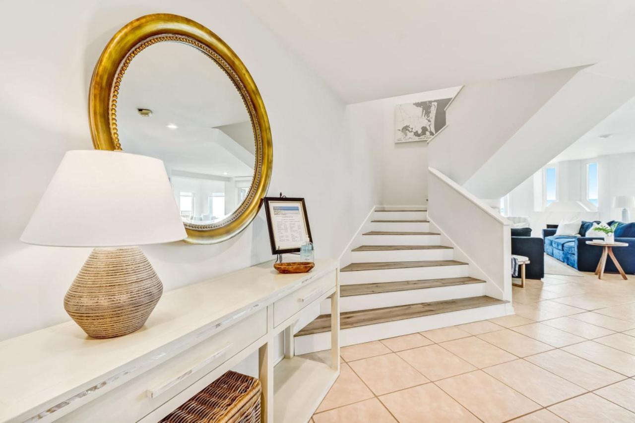 Holiday home Elegant Oceanfront Penthouse With Panoramic View, Omni Resort, Sea Dunes *