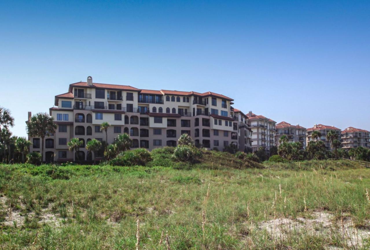 Elegant Oceanfront Penthouse With Panoramic View, Omni Resort, Sea Dunes Holiday home *