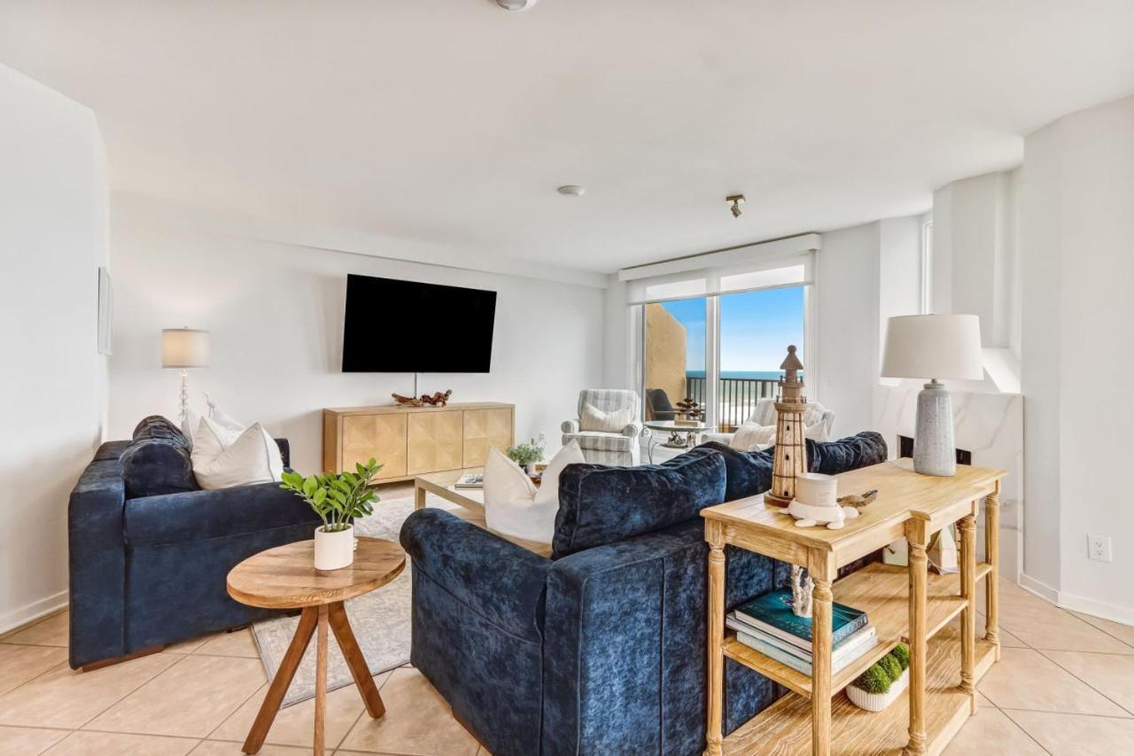 Elegant Oceanfront Penthouse With Panoramic View, Omni Resort, Sea Dunes Holiday home