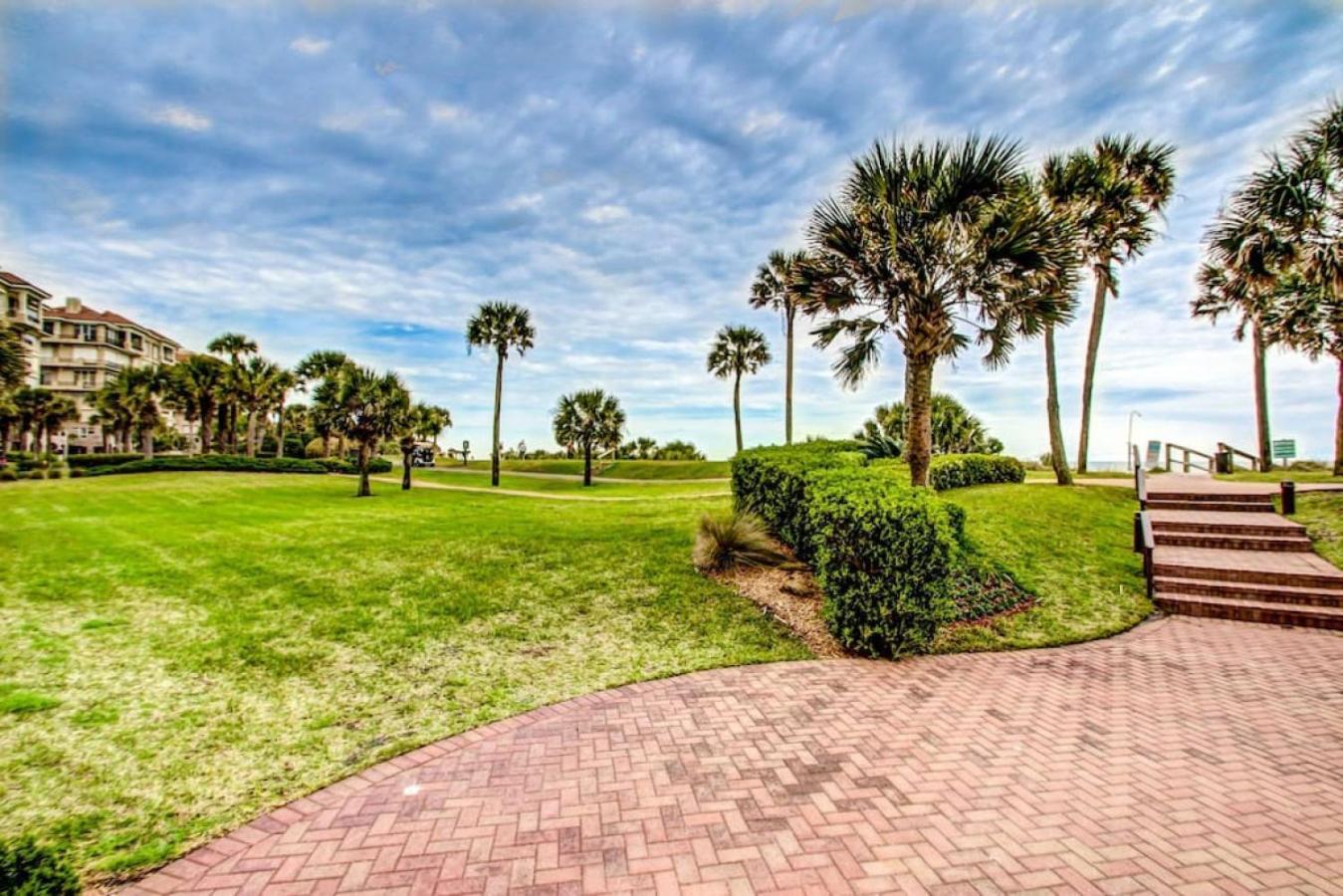 Holiday home Oceanfront Elegance At Aip