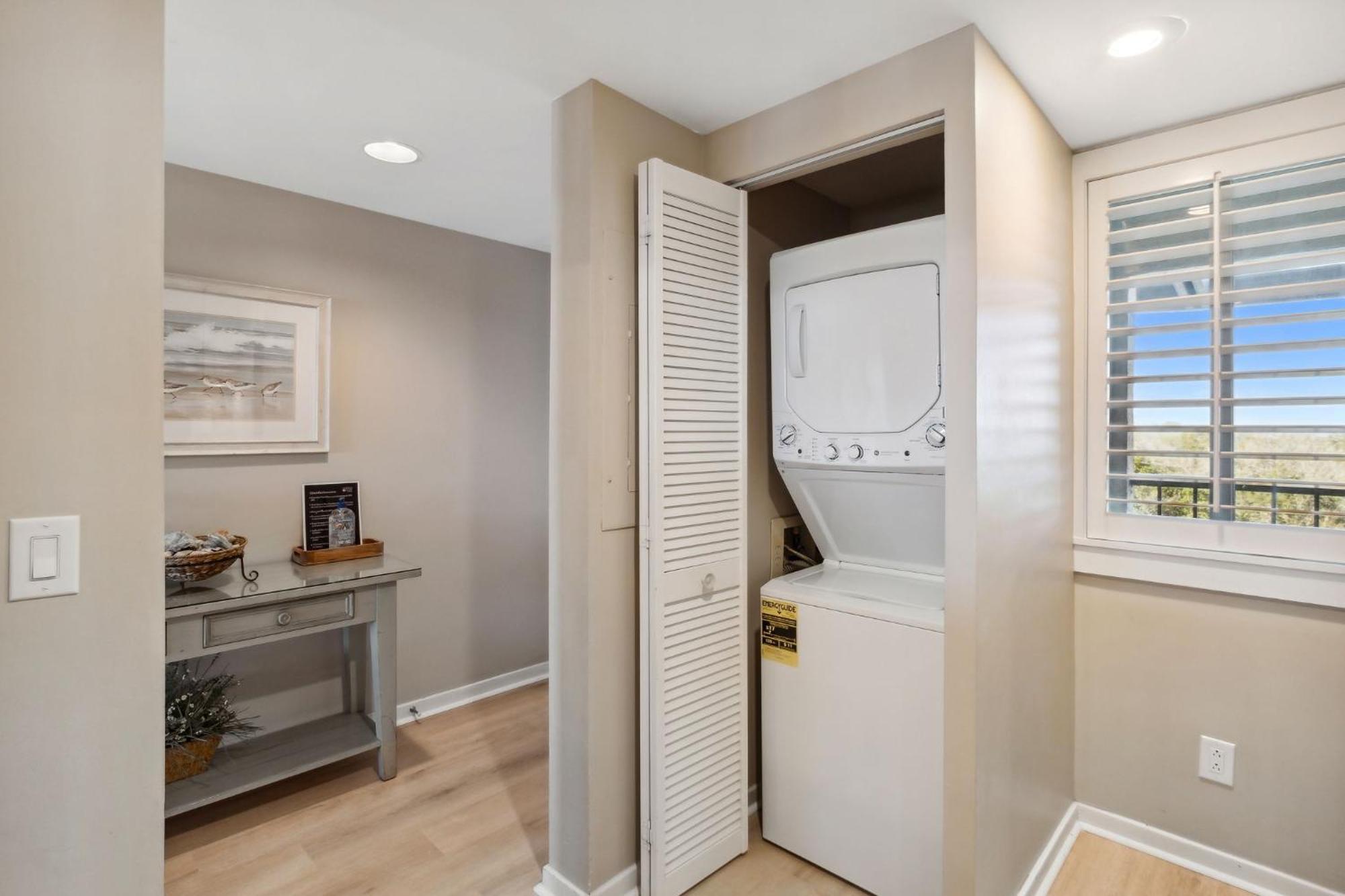 Apartment Upscale Oceanfront At Aip *