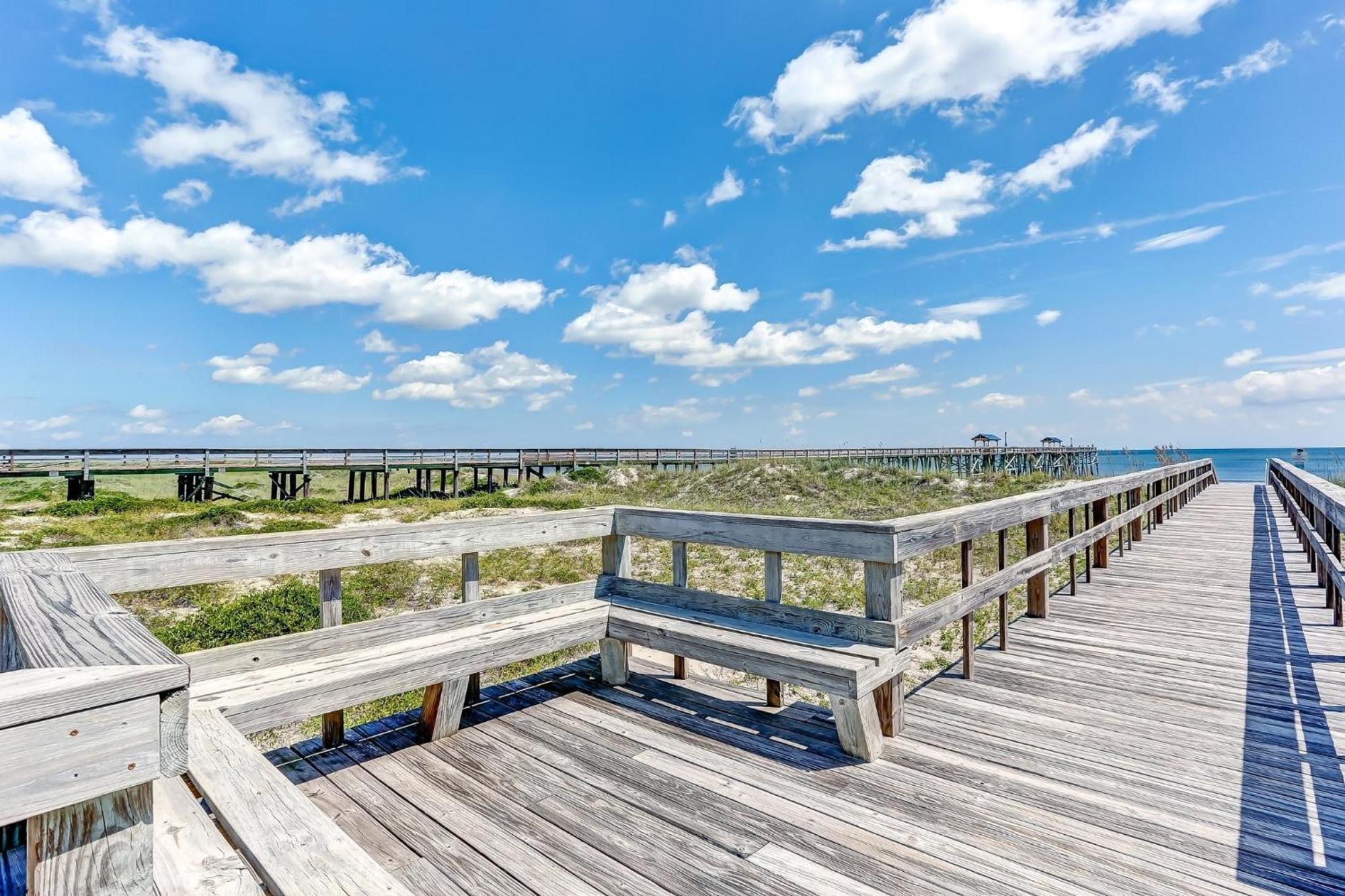 Apartment Oceanfront W Access
