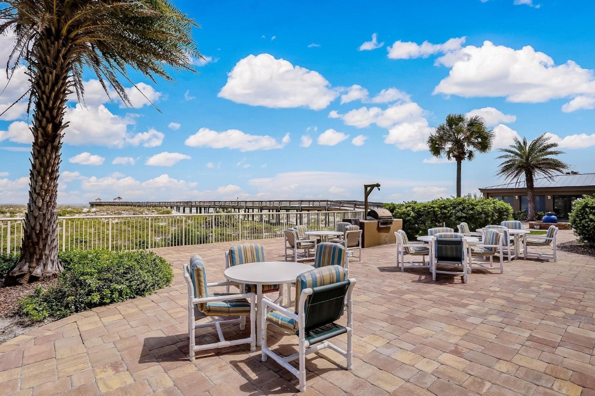 Oceanfront W Access *